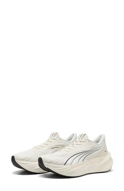 Puma Maxima Pro Running Sneaker In White