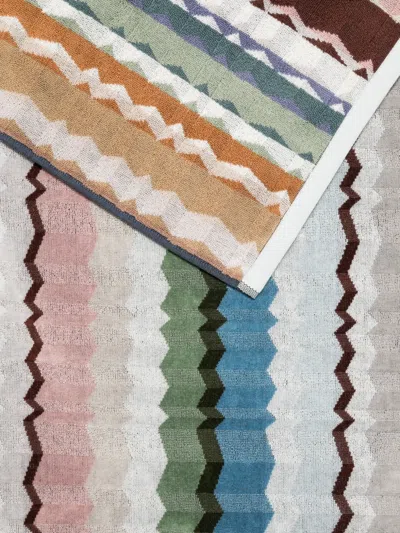 Missoni Zigzag-pattern Towel In Multi
