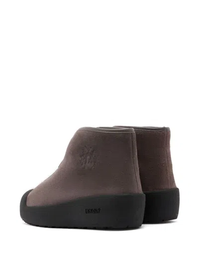 Bally Curling Front-zip Boots In Brown