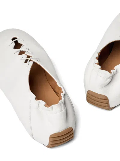 Odissi Milly Scallop Flat In White