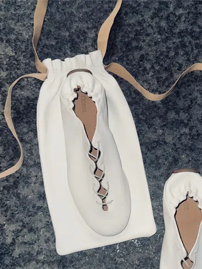 Odissi Milly Scallop Flat In White