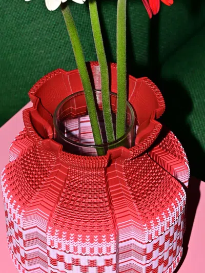 Wontek Ancient Aliens Geometric-patterned Vase In Red