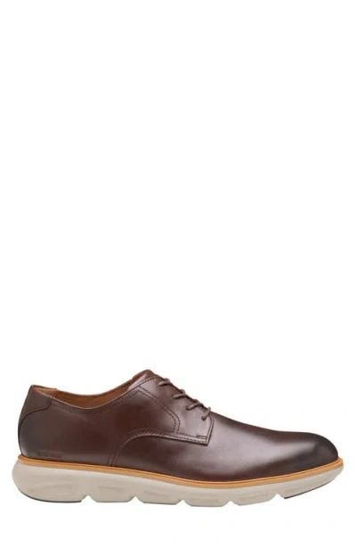 Johnston & Murphy Larkin Plain Toe Derby In Brown