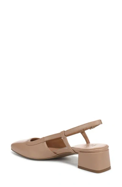 Naturalizer Harper Slingback Pump In Neutral
