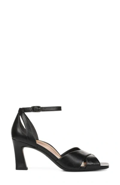 Vionic Charmaine Sandal In Black