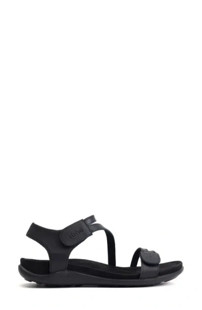 Strive Nice Sandal In Black