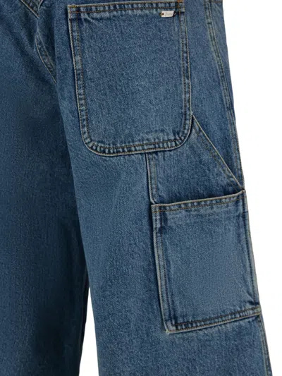 五口袋及膝牛仔短裤