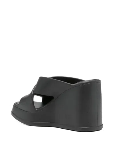 Melissa Crossover-strap Sandals In Black