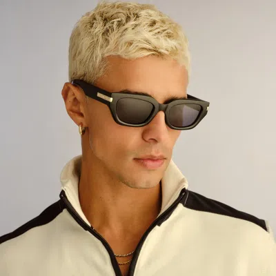 Le Specs Cubito + In Black