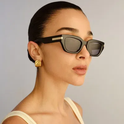 Le Specs Cubito + In Black