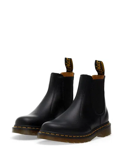 Dr. Martens 2976 Elasticated-panel Chelsea Boots In Black