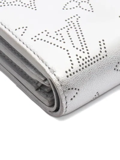 Pre-owned Louis Vuitton Iris Leather Wallet In Silver
