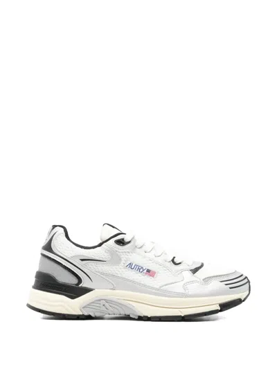 HYPERWAY MESH-PANEL SNEAKERS