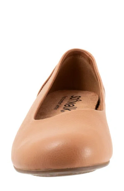 Softwalk Sonoma Flat In Pink