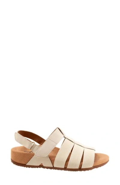 Softwalk Burnaby Sandal In White