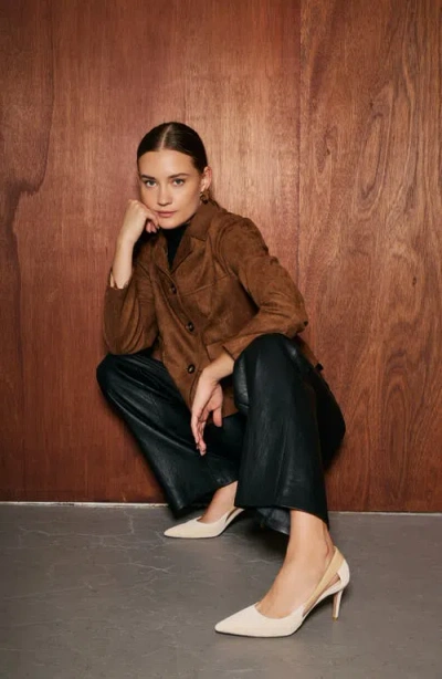 Pelle Moda Libby Pointed Toe Pump In Multi