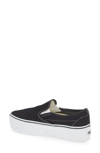 Vans Ua Classic Platform Slip-on In Multi