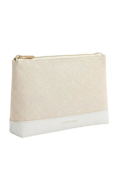 Modern Picnic The Snacker In White