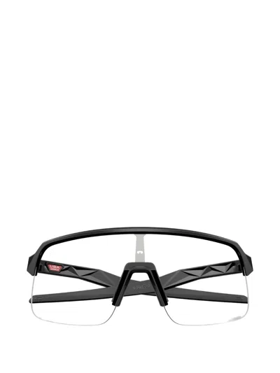 Oakley 수트로 기하학 선글라스 In Black