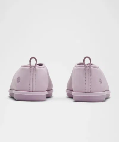 Lululemon Flat Mate In Gray