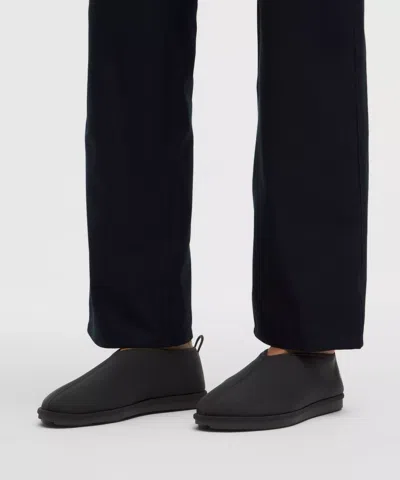 Lululemon Flat Mate In Black