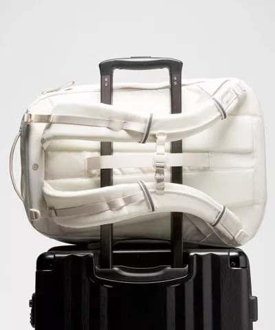 Lululemon Triple-zip Backpack 28l