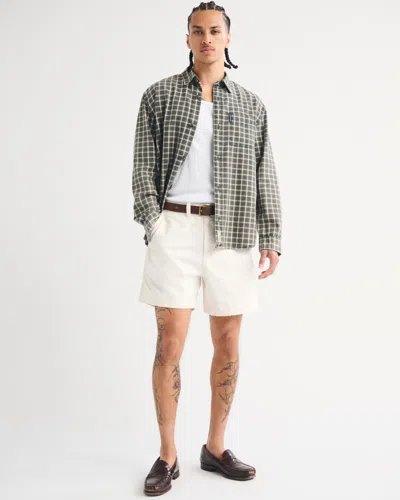 Abercrombie & Fitch Sea Fade Plainfront Short In White | ModeSens