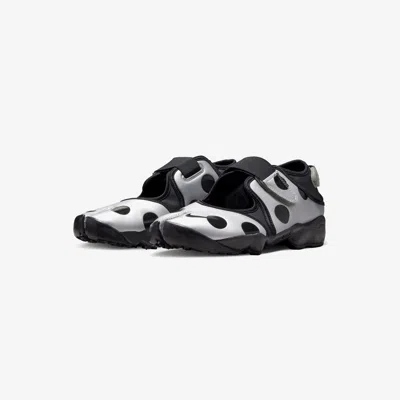 Nike Rift Split Toe Sandals Polka Dot Silhouette In White