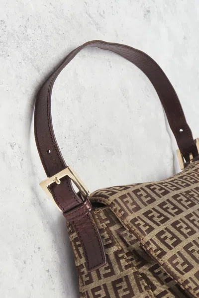 Pre-owned Fendi Zucchino Mama Baguette Shoulder Bag In Sand