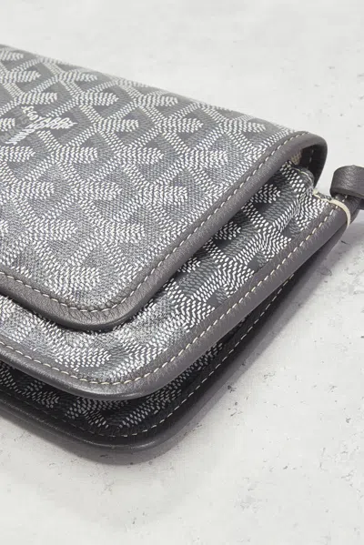 Pre-owned Goyard Plumet Pocket Wallet In Gray