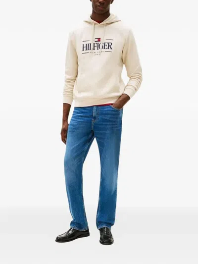 Tommy Hilfiger Logo-print Hoodie In Neutral