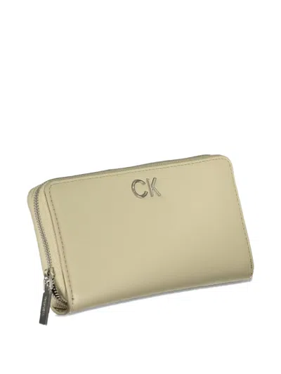 Calvin Klein Logo-plaque Zip-around Wallet In Neutral