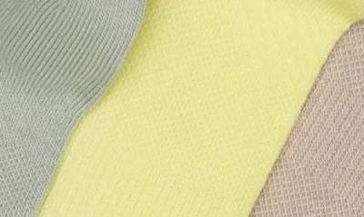 On Assorted 3-pack Logo Quarter Socks In Multi