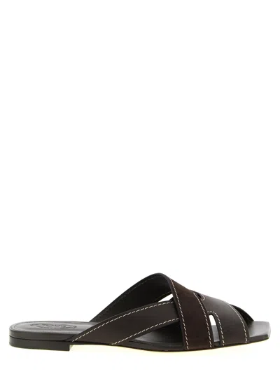 Tod's Flat Leather Sandals With Crossed Straps Shoes In Brown
