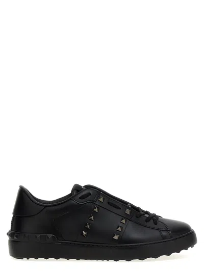 Valentino Garavani Valentino Rockstud Untitled Leather Sneaker In Black