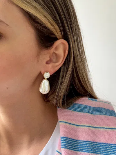 Baublebar Elizabeth Glass Pearl Earrings In Metallic