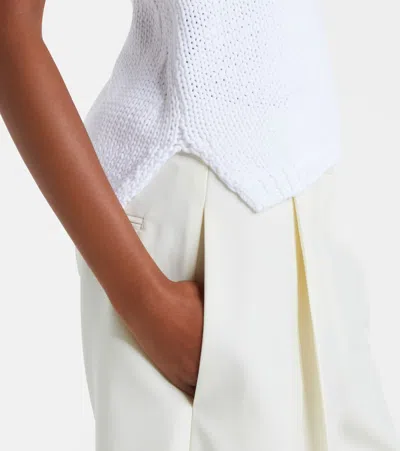 Rohe Moda Operandi In White
