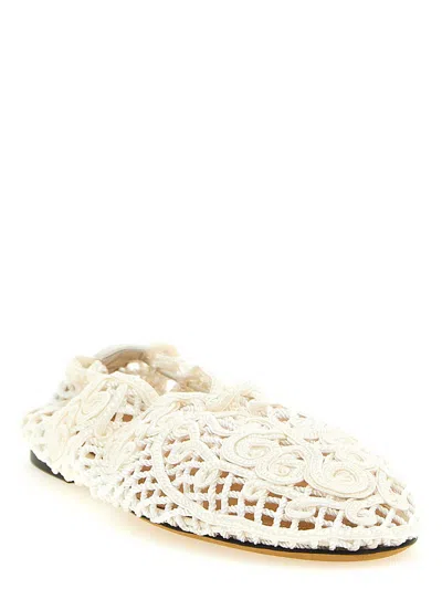 Odissi Iris Flat In White