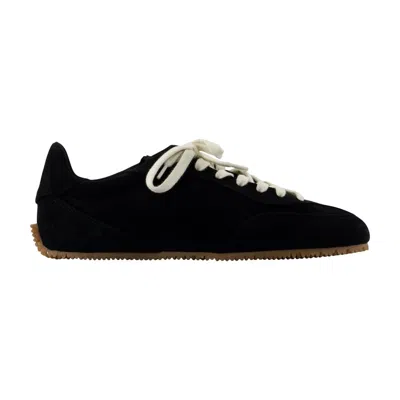 Axel Arigato Daze Runner Black Sneaker With Logo On The Tongue And Grooved Sole In Suede Man