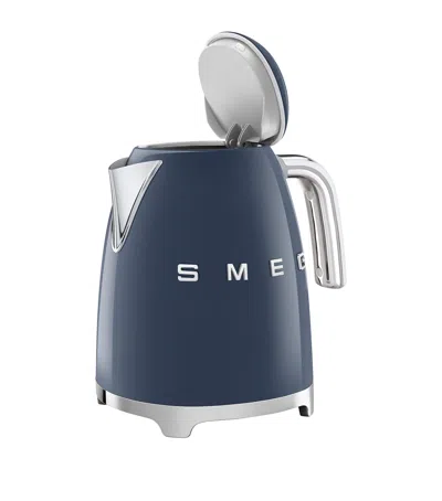 Smeg Retro Kettle In Blue
