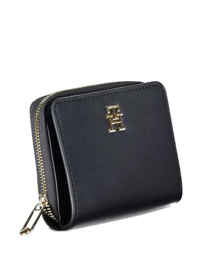 Tommy Hilfiger Monogram Compact Wallet In Blue