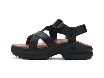 Chaco Cushform In Black