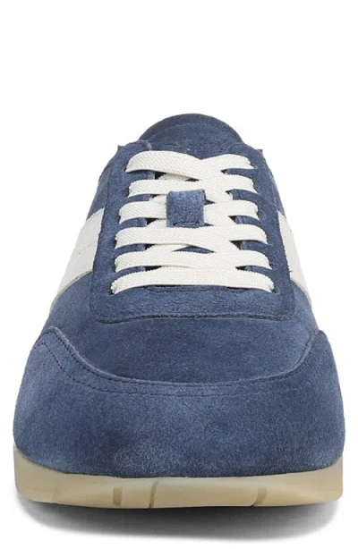 Vince La Runner Sneaker In Blue