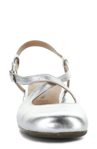 Fly London Cefi Metallic Leather Shoe In Silver