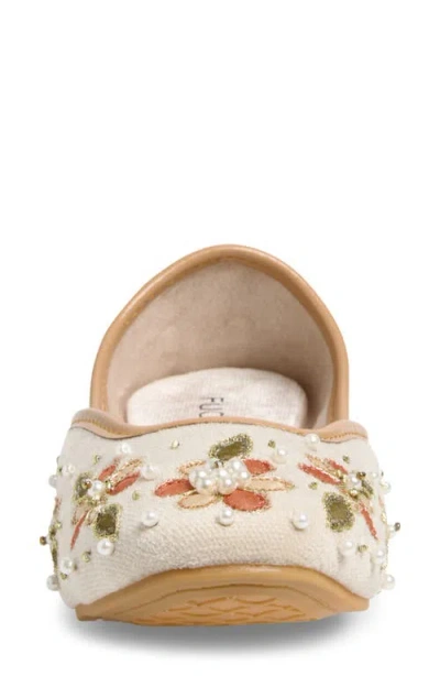 Fuchsia Chaman Flat In Sand