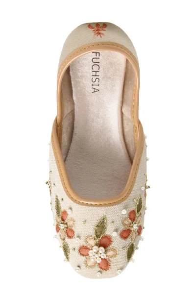 Fuchsia Chaman Flat In Sand