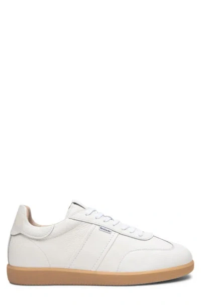 Nerogiardini Low Top Sneaker In White