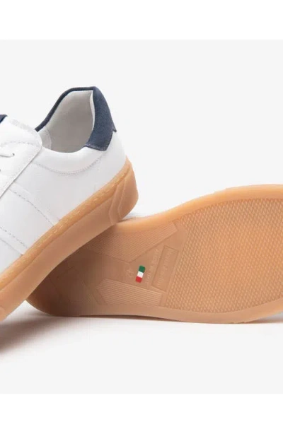 Nerogiardini Low Top Sneaker In White