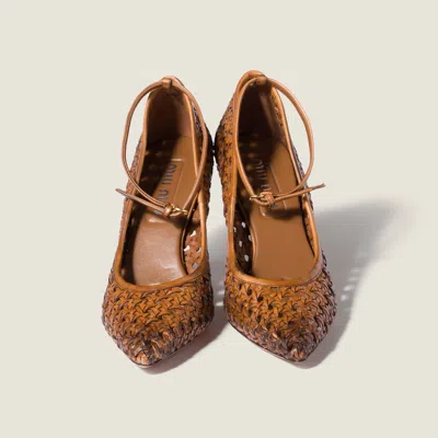Miu Miu 80 Woven Leather Pointed Pumps In Brown