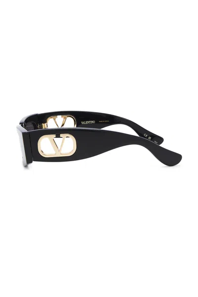 Valentino Vain Bold Rectangular Sunglasses In Neutral